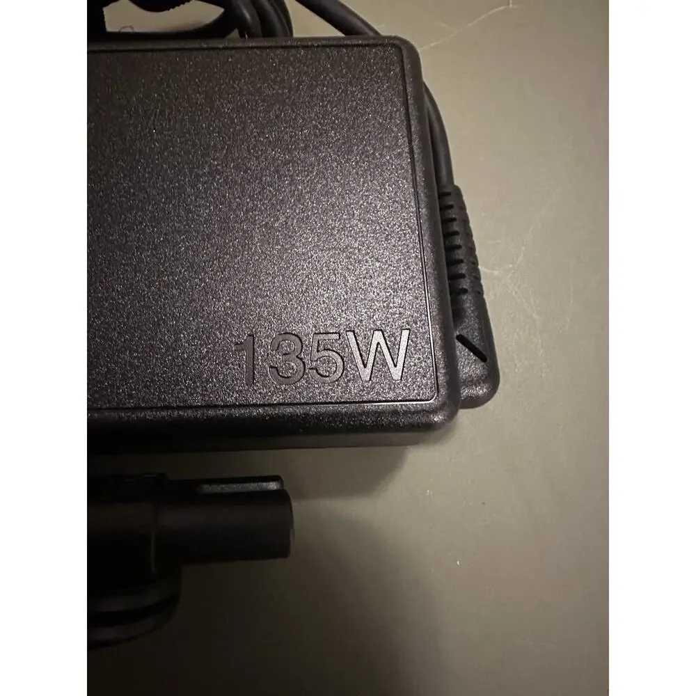 LENOVO ADL135NDC2A 20V 6.75A 135W Genuine Original AC Power Adapter Charger